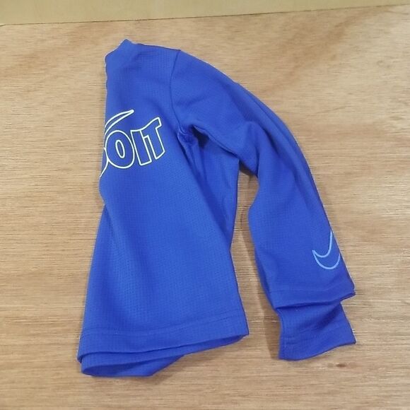 Nike Dri Fit Top 1-2 years - Picture 5 of 5
